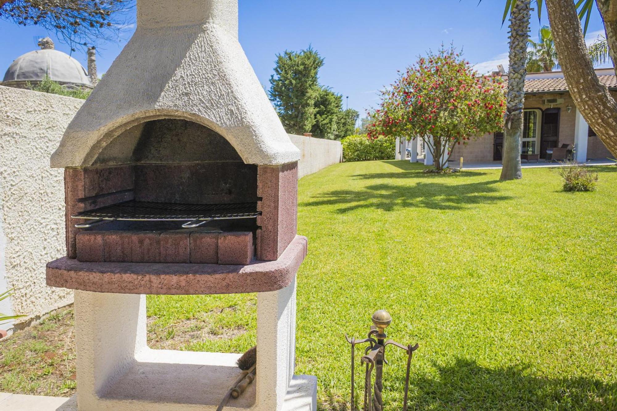 Villa El Capitano With Garden And Pool - Happy Rentals Muro Leccese Exterior foto