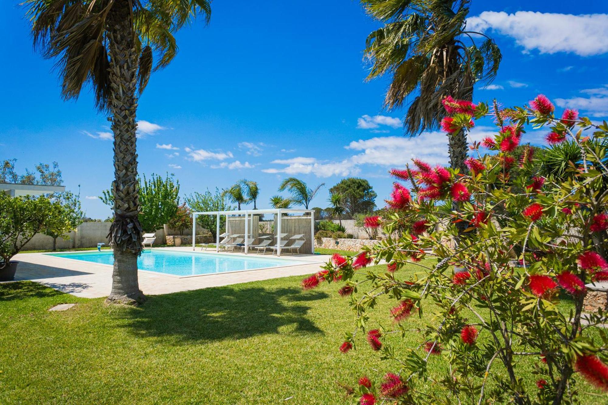 Villa El Capitano With Garden And Pool - Happy Rentals Muro Leccese Exterior foto